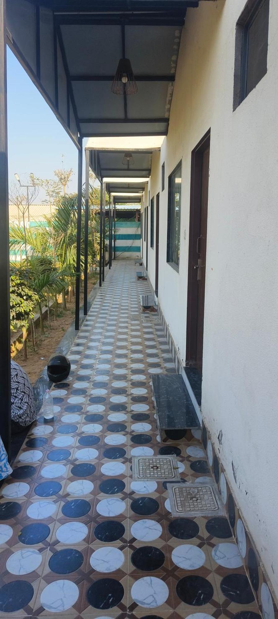 Long Drive Hotel And Resaurt Jaipur Exteriör bild